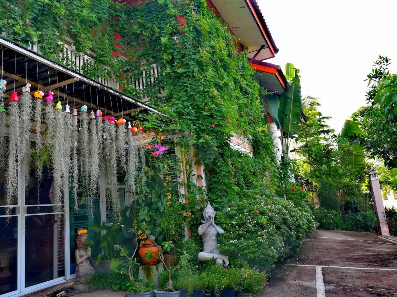 Lampang Lanna Home Bagian luar foto